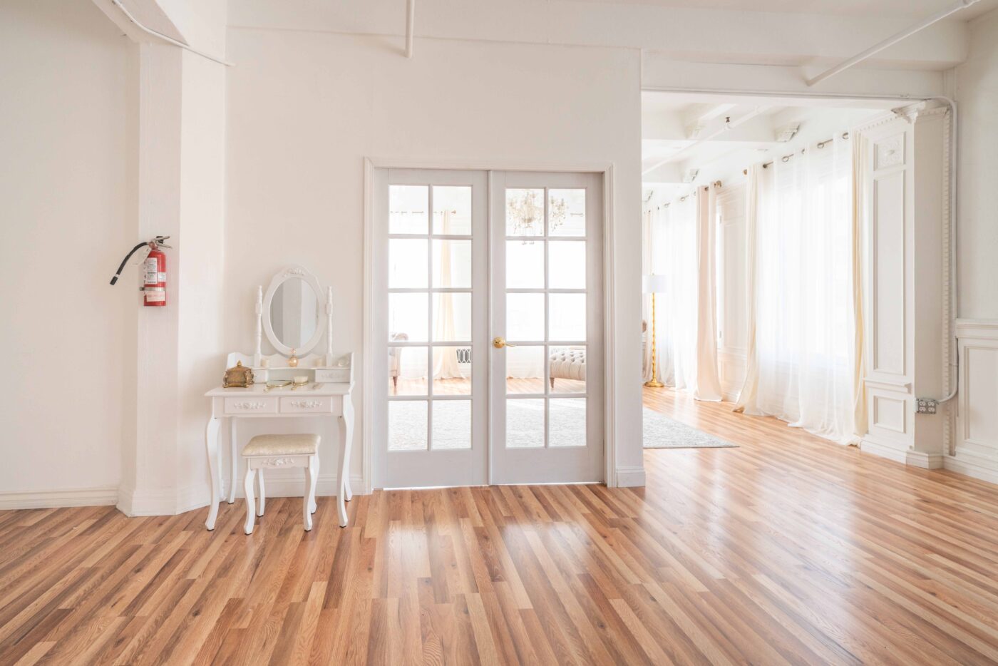 Classy Boudoir Boutique French Loft4